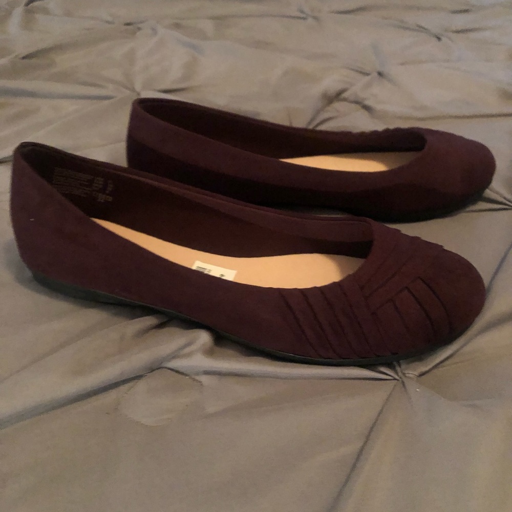 Burgundy flats